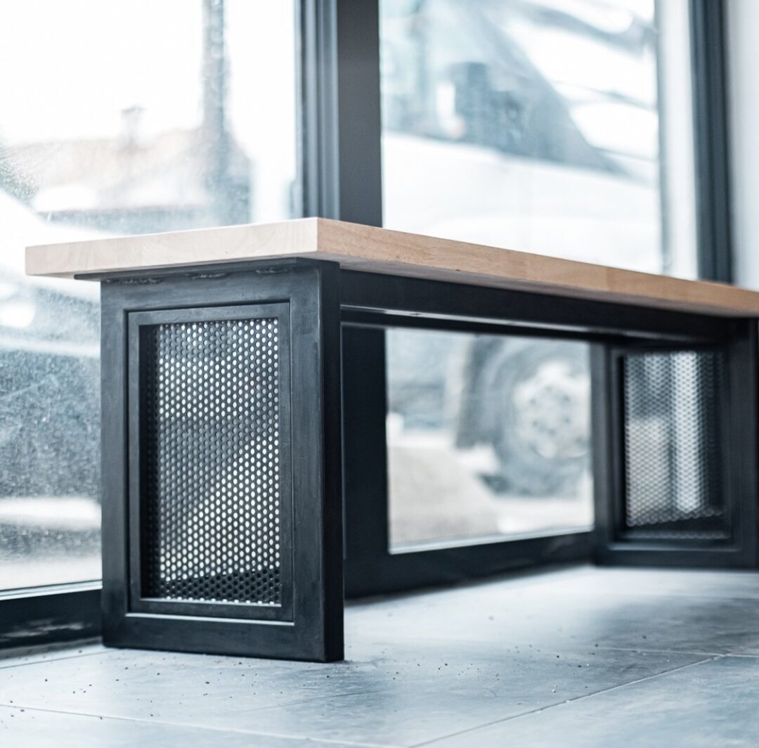 Verrière avec porte battante ou porte coulissante intégrée
